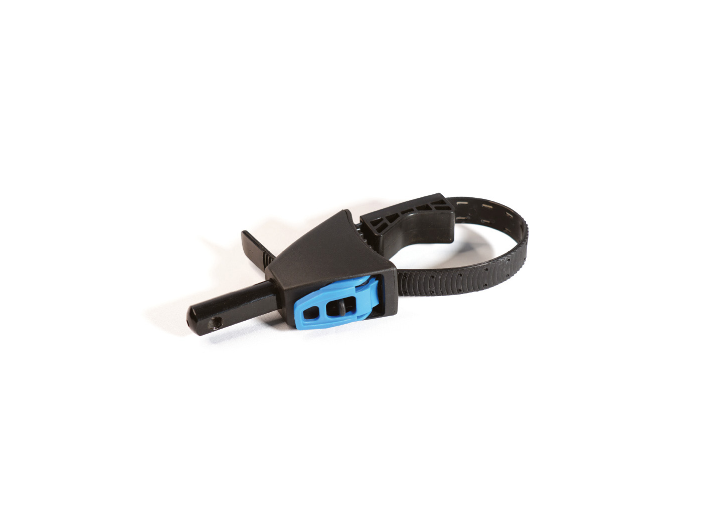 ORIS tyre holder with ratchet strap and blue locking mechanism for securing bicycle wheels on a TRACC bicycle carrier.