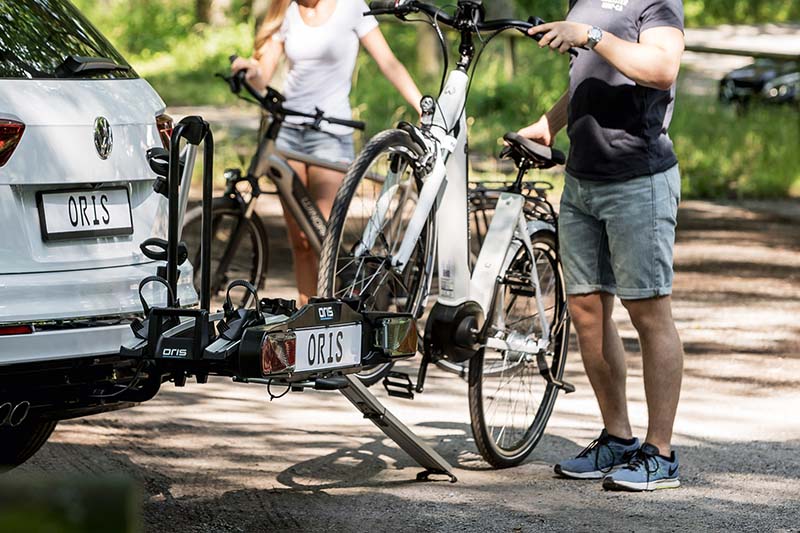 ORIS_E3 - Vollelektrisch schwenkbare Anhängerkupplung zum Nachrüsten